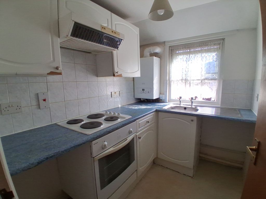 Property photo 3 of 4