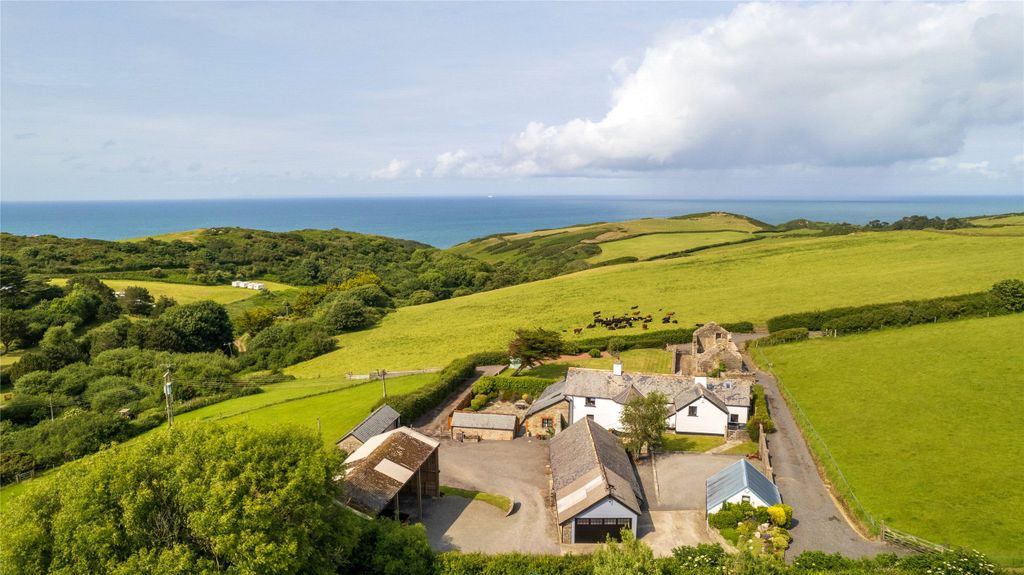 Property photo 1 of 58 Picture No. 03