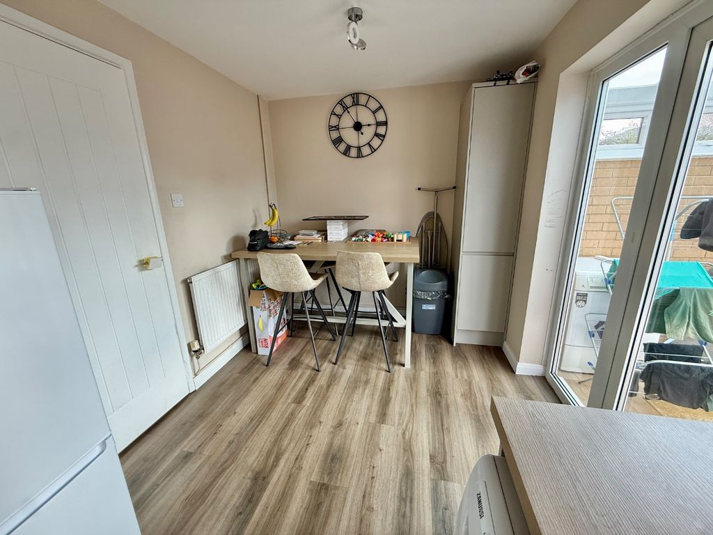Property photo 3 of 32 5895454