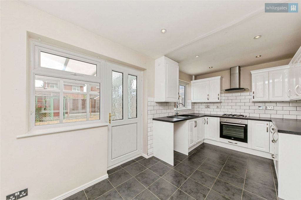 Property photo 2 of 17 Picture No. 03