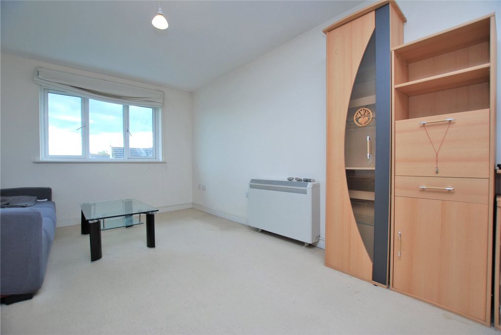 Property photo 3 of 6 Picture No. 02