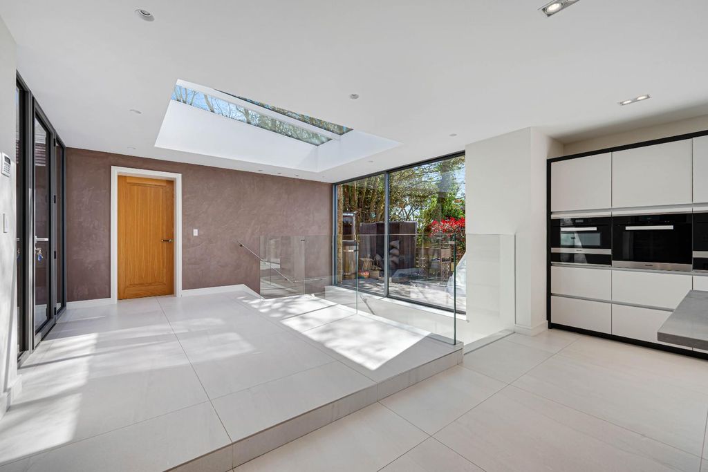 Additional image 23 of 4 bed barn conversion for saleColemans Barn, Off Chorley Old Road, Horwich, Bolton BL6