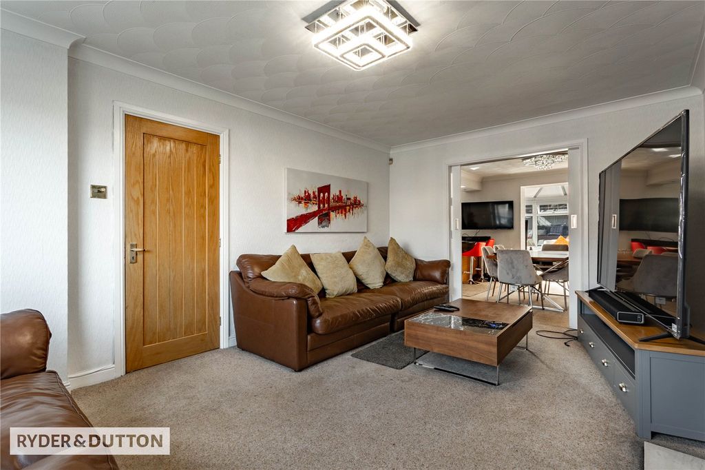 Property photo 3 of 27 Picture No. 24