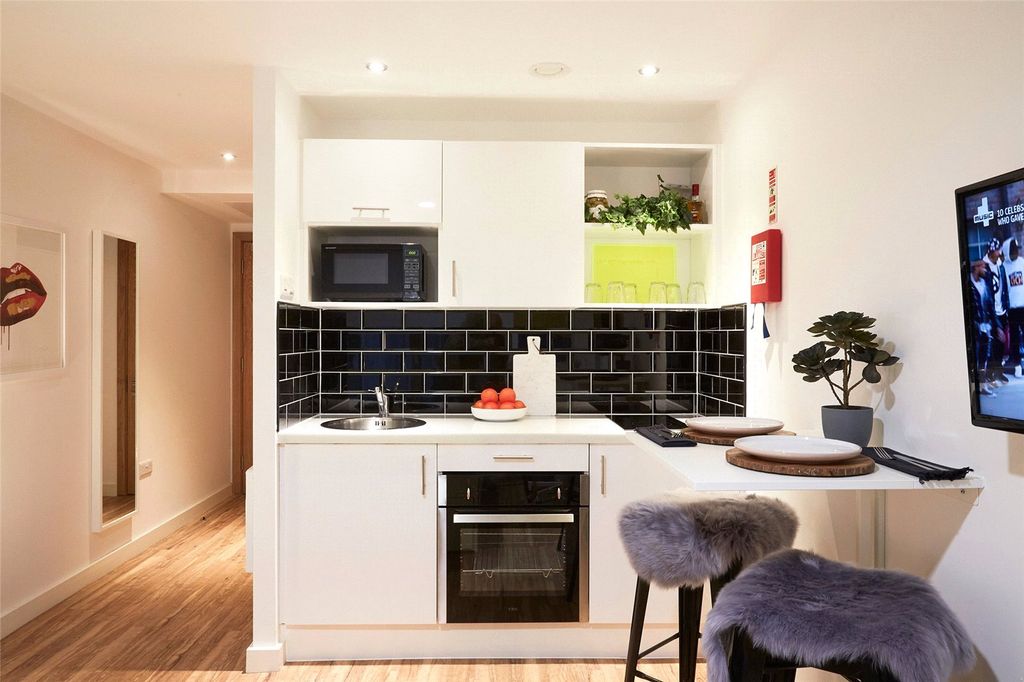 Property photo 2 of 11 Picture No. 04