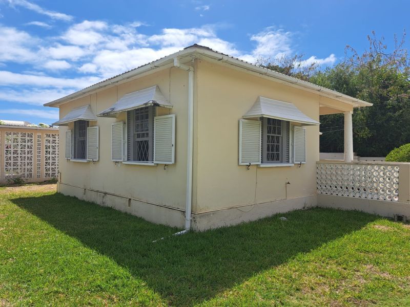 Property photo 2 of 21