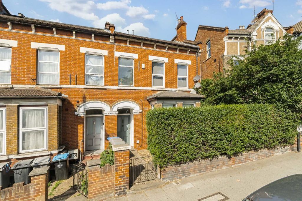 Property photo 1 of 7