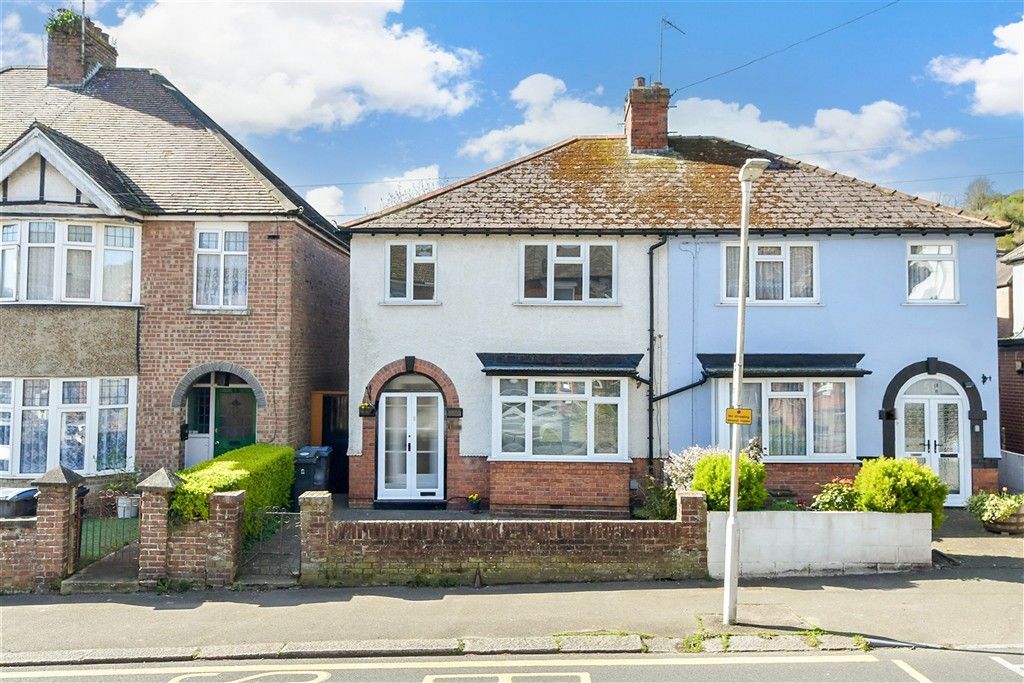 Property photo 1 of 17 External Front Web...