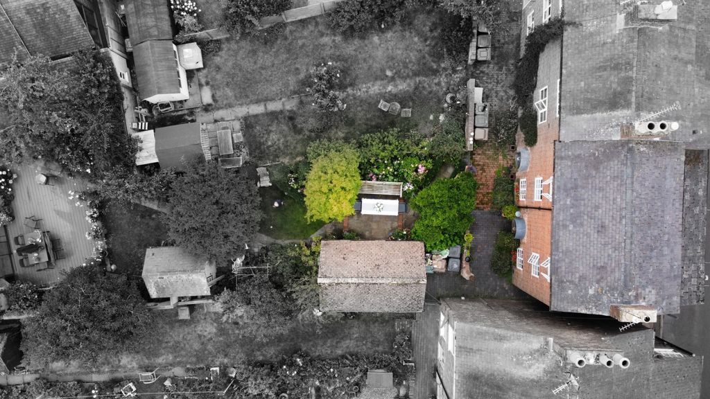 Property photo 2 of 37 4393164