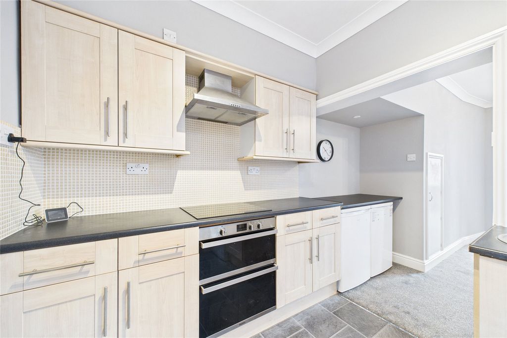 Property photo 2 of 11 Picture No. 05