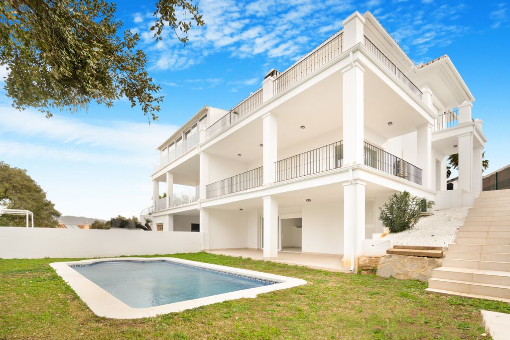 Property photo 1 of 29