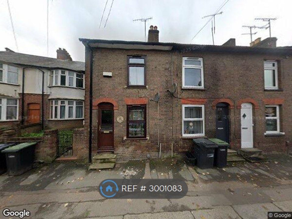 Property photo 1 of 5