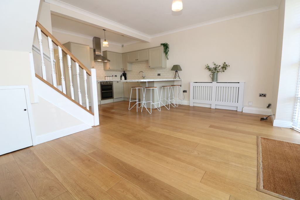 Property photo 2 of 10 Img_8878