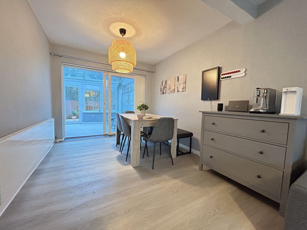 Property photo 3 of 14 Img_4106