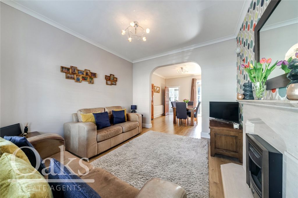 Property photo 3 of 12 Picture No. 01