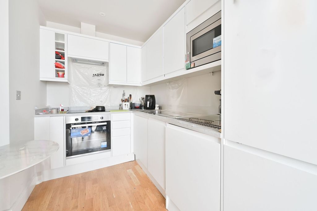 Property photo 3 of 3