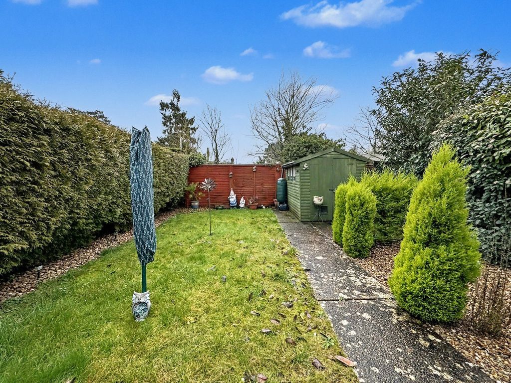 Property photo 2 of 20