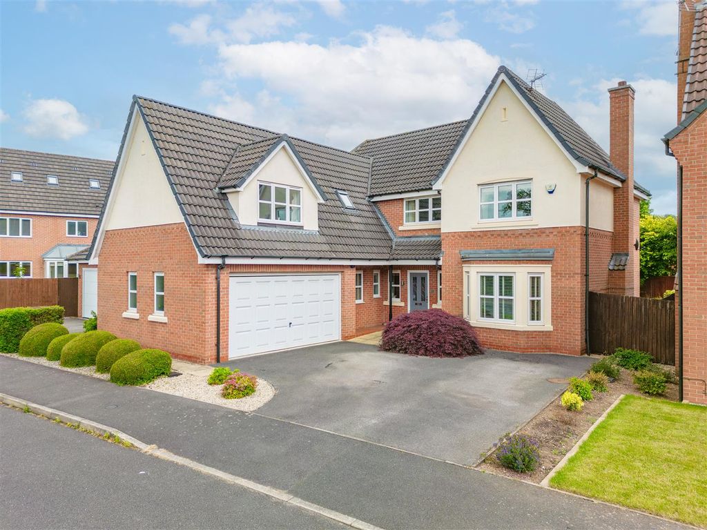 5 bed detached house for sale in Coppice End Road, Allestree, Derby