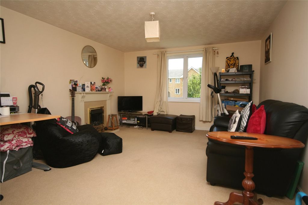 Property photo 3 of 6 Picture No. 08