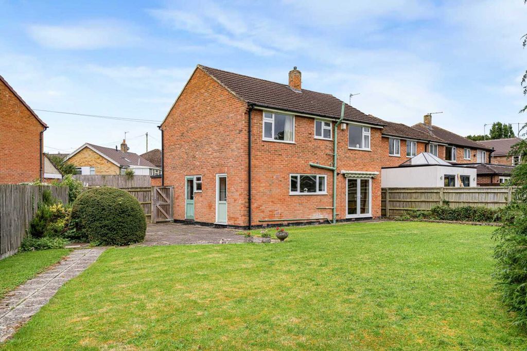 Property photo 1 of 16