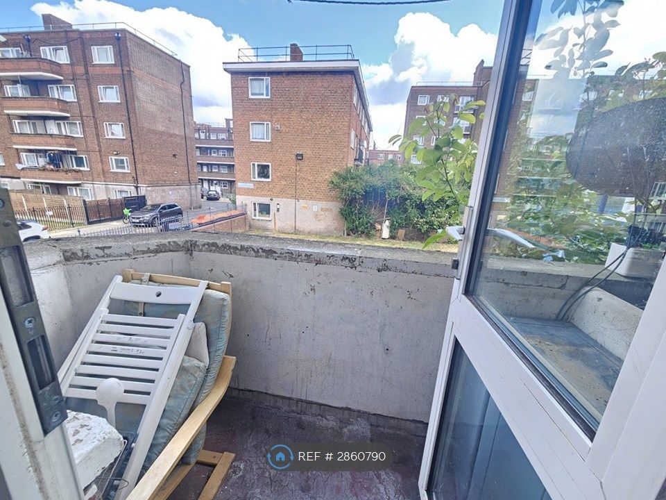 Property photo 3 of 11