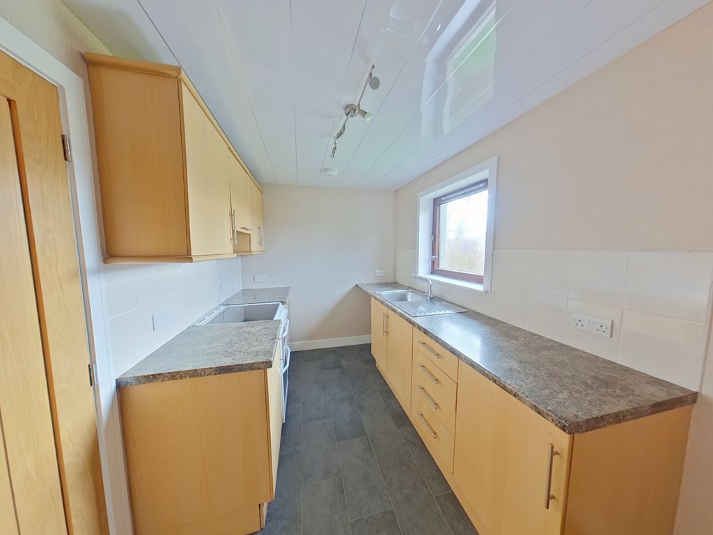 Property photo 2 of 6 Photo 3