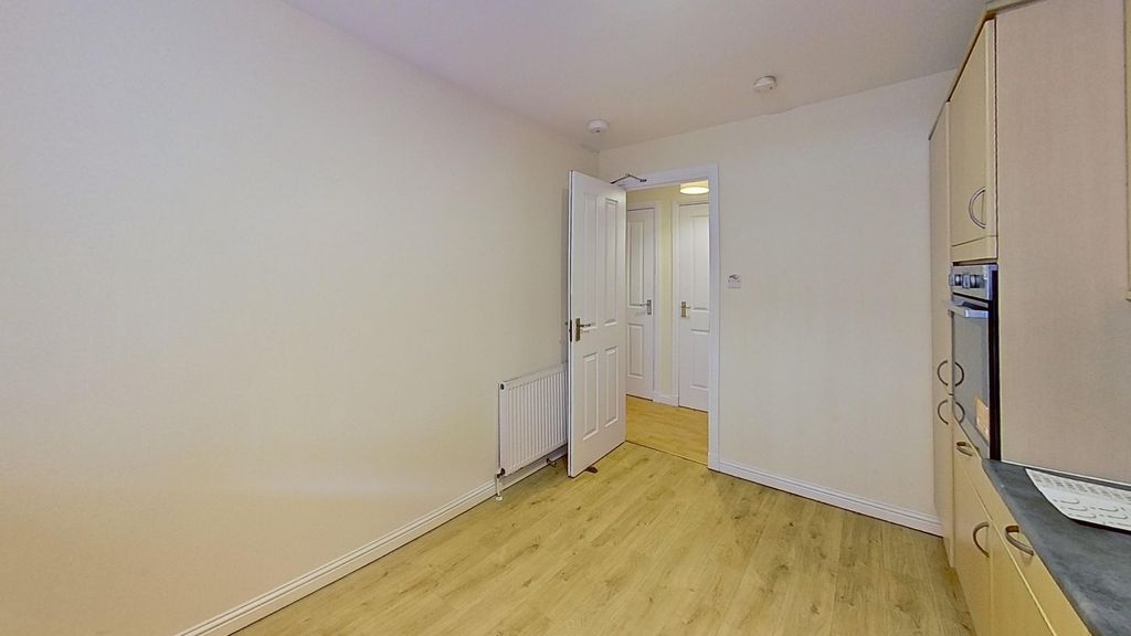 Property photo 2 of 15 Picture No. 22