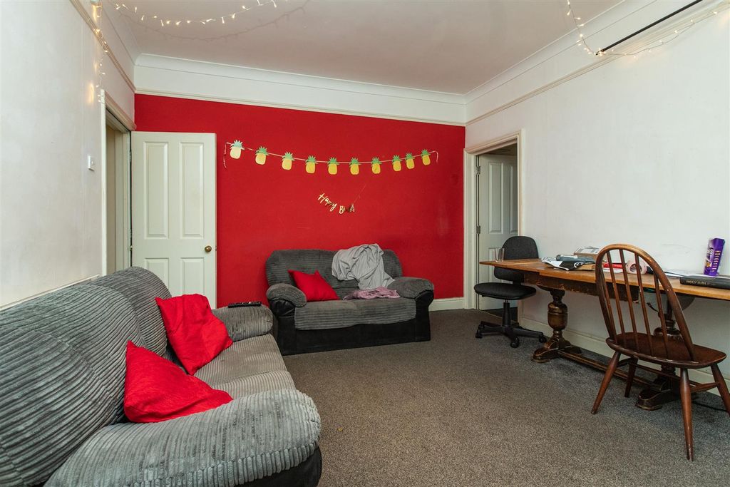 Property photo 2 of 14 Img_7047.Jpg