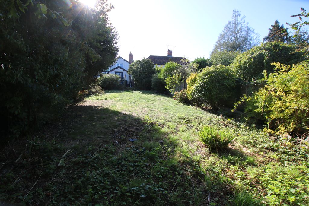 Property photo 3 of 15 Meadowsiden