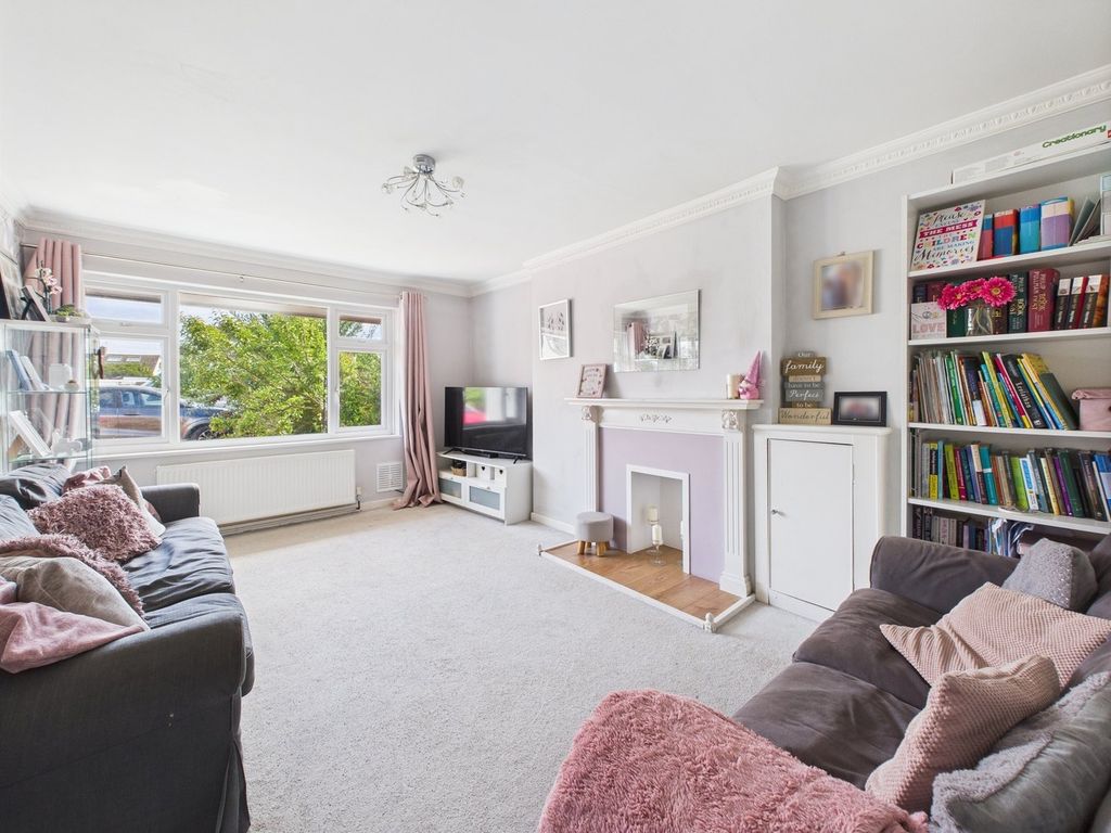 Property photo 3 of 20