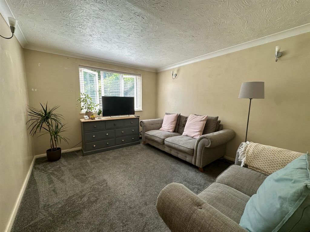 Property photo 2 of 15 4.Jpg