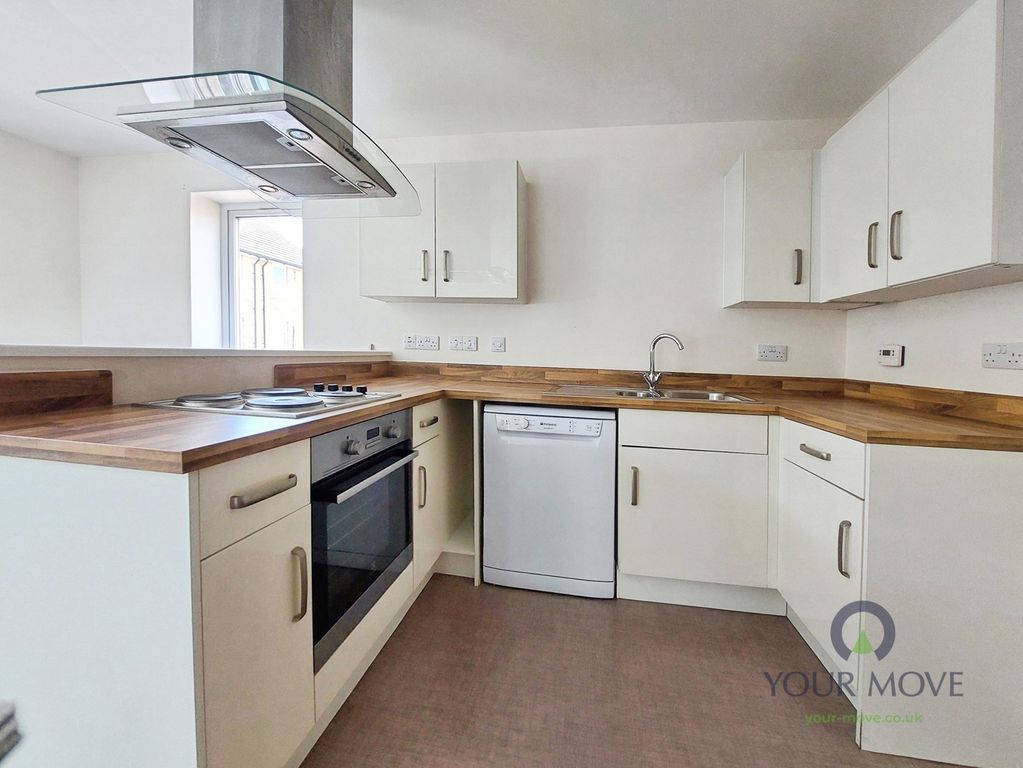 Property photo 2 of 5 Kitchen