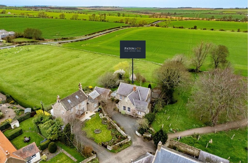 Property photo 1 of 31