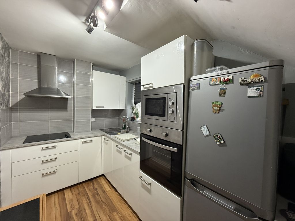 Property photo 3 of 15 Image 2