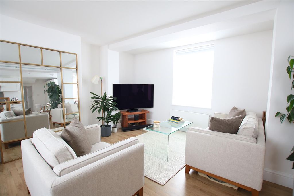 Property photo 2 of 9 Img_3094.Jpg