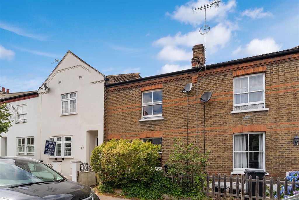 Property photo 1 of 13