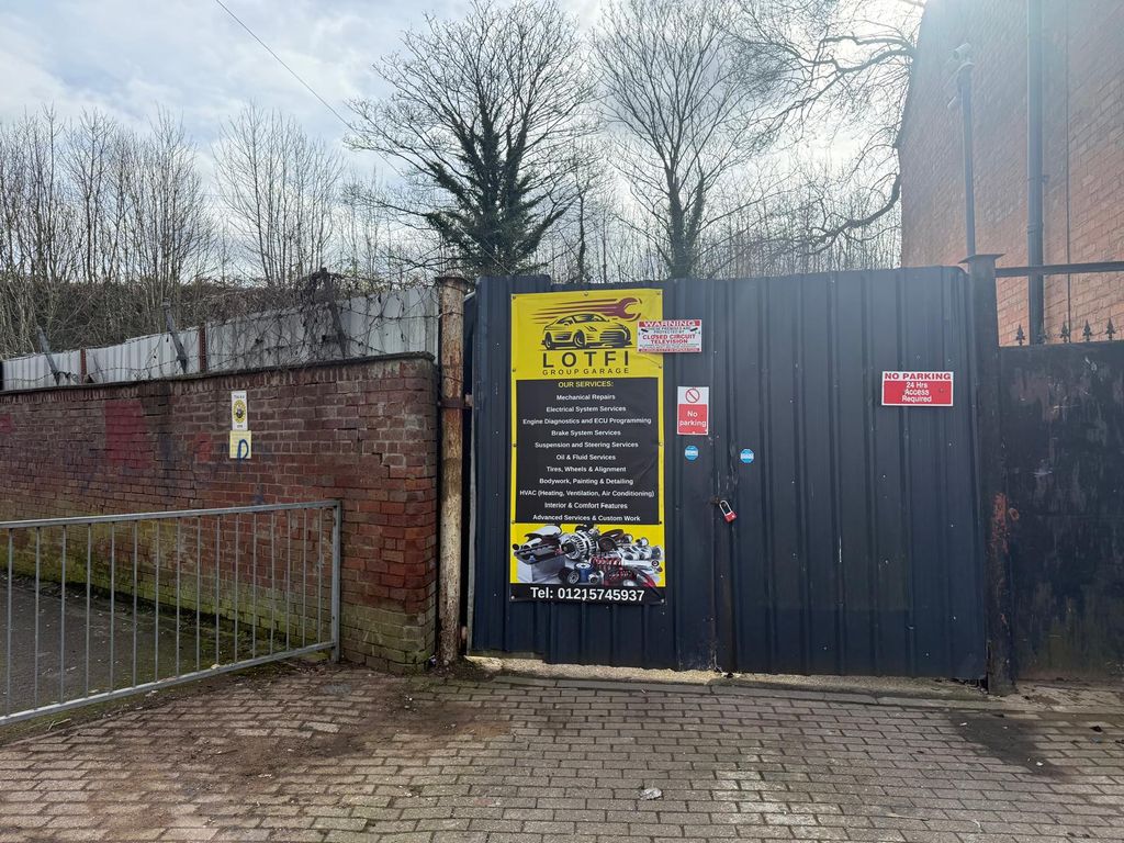 Property photo 3 of 6