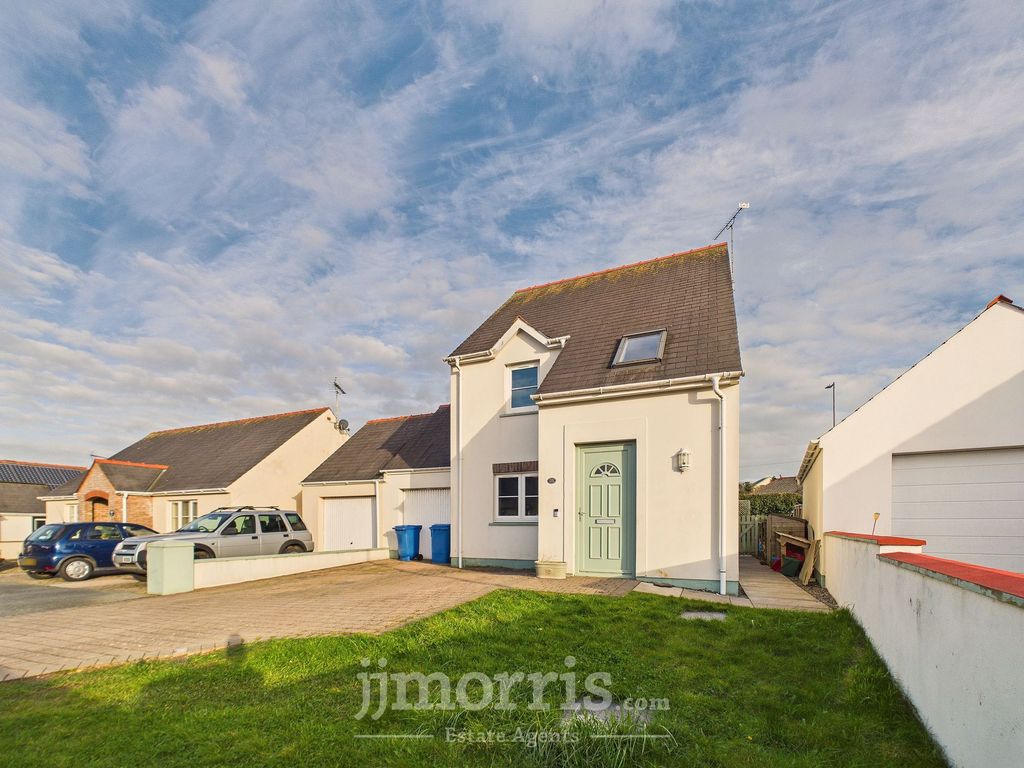 Property photo 2 of 30