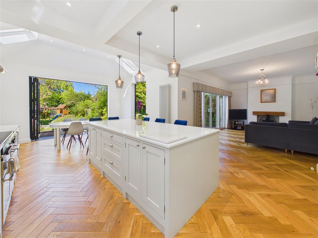 Property photo 2 of 33 Open Plan Living Kitchen