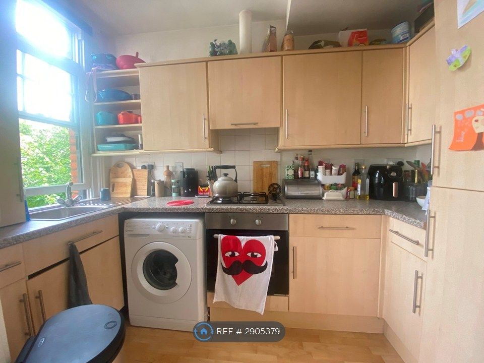 Property photo 2 of 6