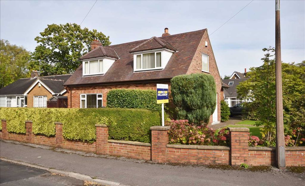 Property photo 2 of 23