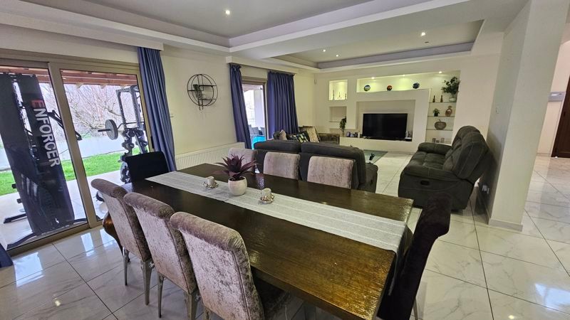 Property photo 2 of 41 Dining Area