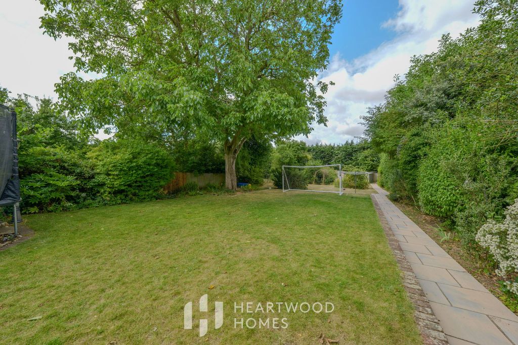 Property photo 3 of 26