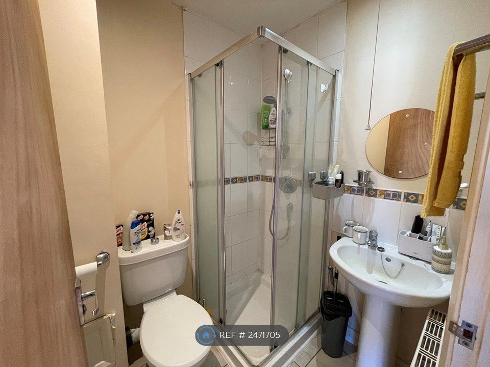 Property photo 3 of 6