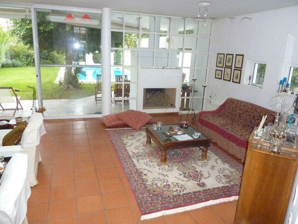 Property photo 1 of 13 - Detached House For Sale, Voula, 350 Sq.m., €1.800.000