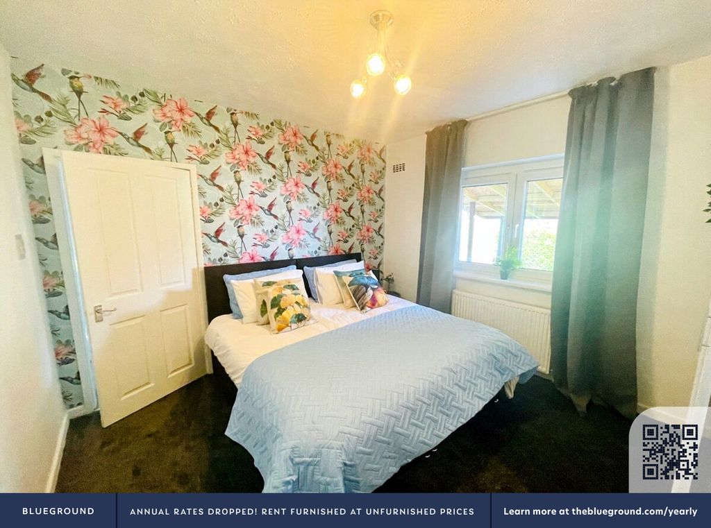 Property photo 3 of 13 Bedroom