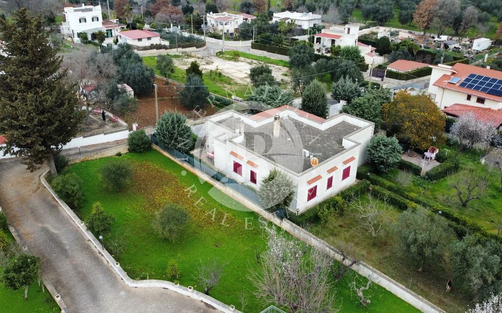 Property photo 3 of 23