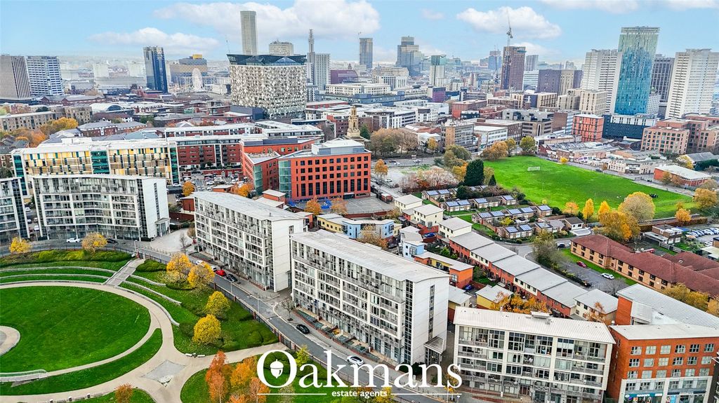 Property photo 2 of 20 Picture No. 02