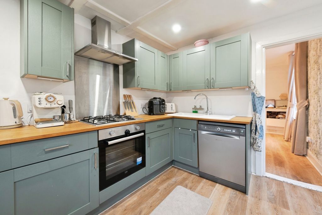 Property photo 3 of 14 Pbox-Img.Jpg