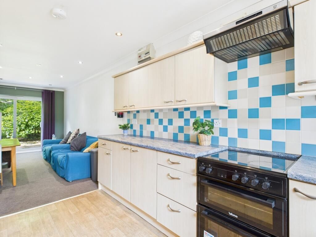 Property photo 1 of 9 Image