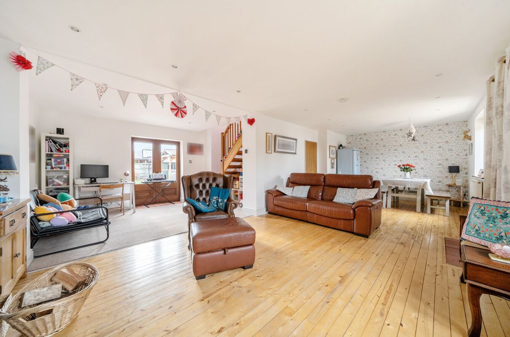 Property photo 3 of 25 1240521 (3)
